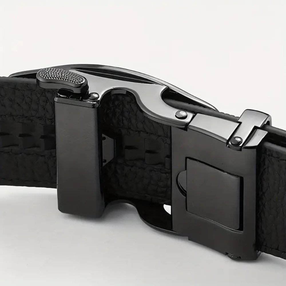 The Checkerboard Leather Belt: A Stylish and Practical Accessory for Men - Picture 5 of 7
